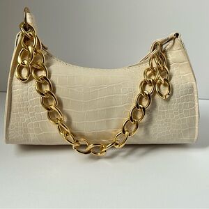 Chain shoulder bag